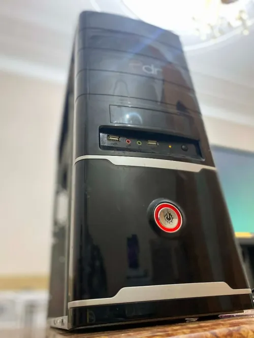 PC GAMER / I5 9TH / GTX SUPER !!