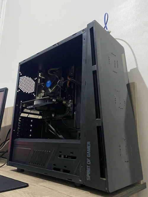 PC GAMER PROMO LAID GTX