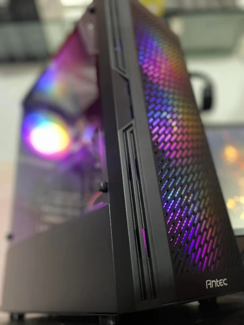PC GAMER 9th GTX 1650