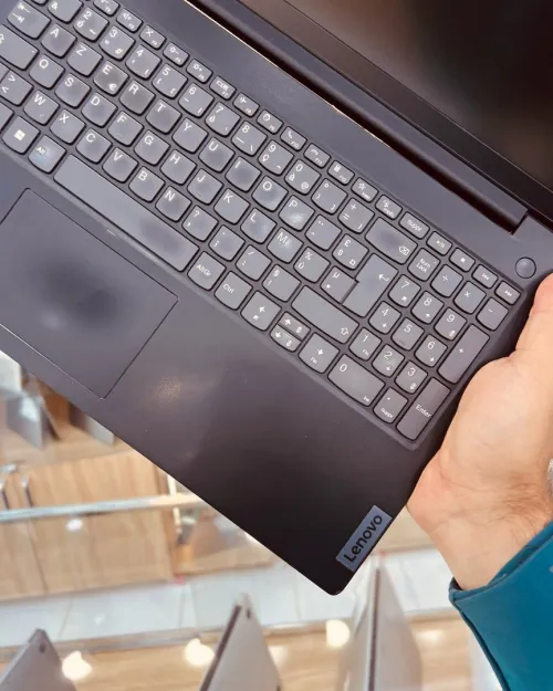 laptop lenovo v15 g2