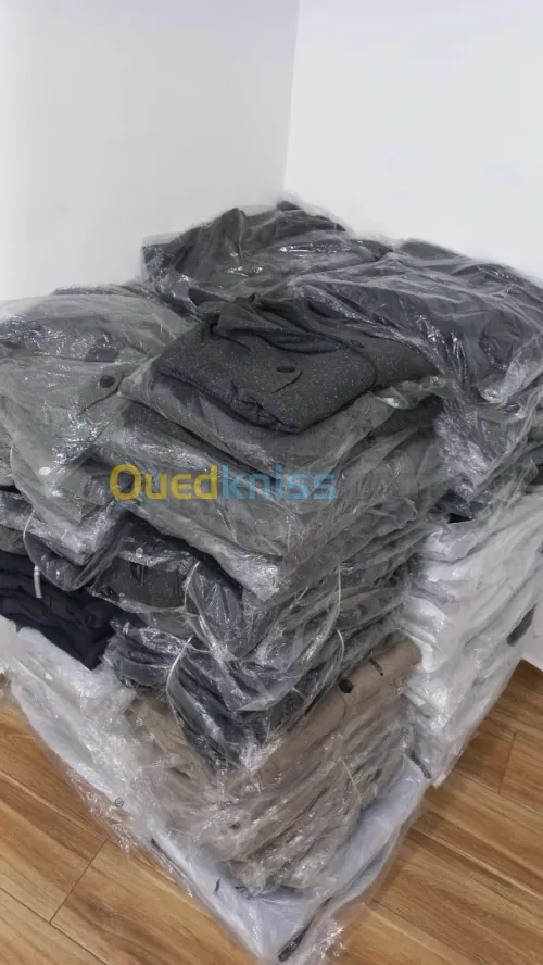 Lot 123 Manteaux & vestes Hommes super qualité bonne tailles