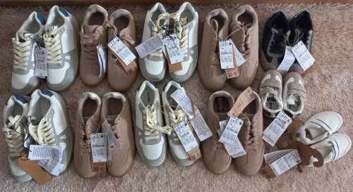 Lot 11 chaussures KIABI 3X36,2X37,1X38,2X39,1X21,1X28,1X22