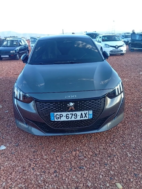 Peugeot 208 2023 GT
