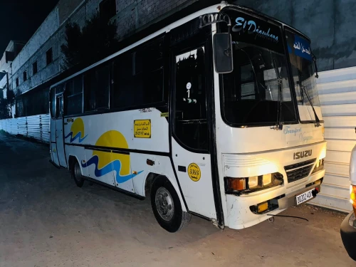 Location bus isuzu 