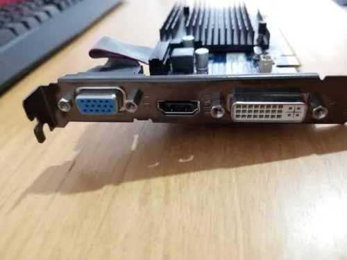 Carte graphique sapphire radeon hd5450
