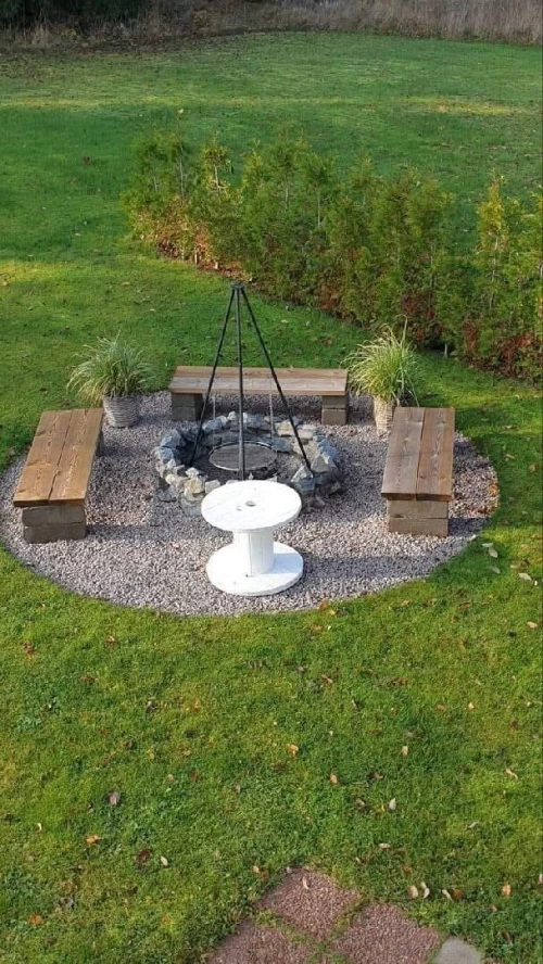 Gazon naturel et plante jardinage 