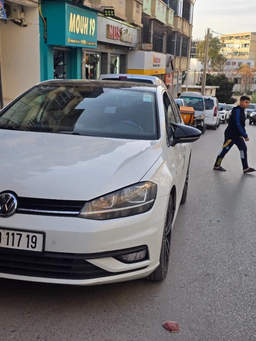 Volkswagen Golf 7 2017 Trendline +