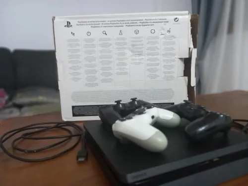 PlayStation 4 1t 
