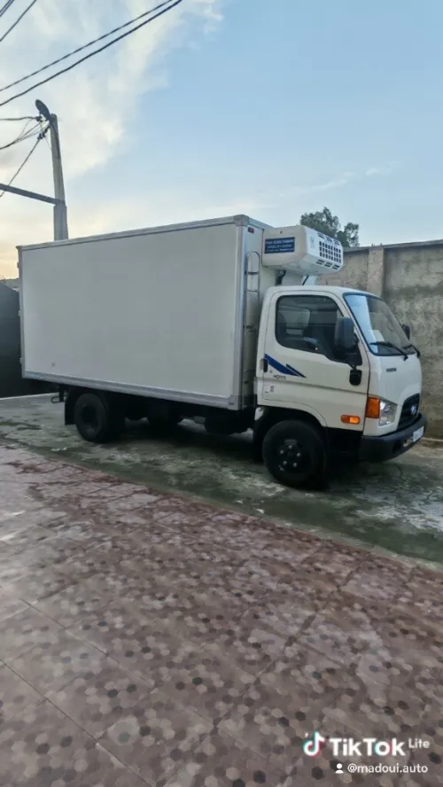 Hyundai frigo HD65 2017