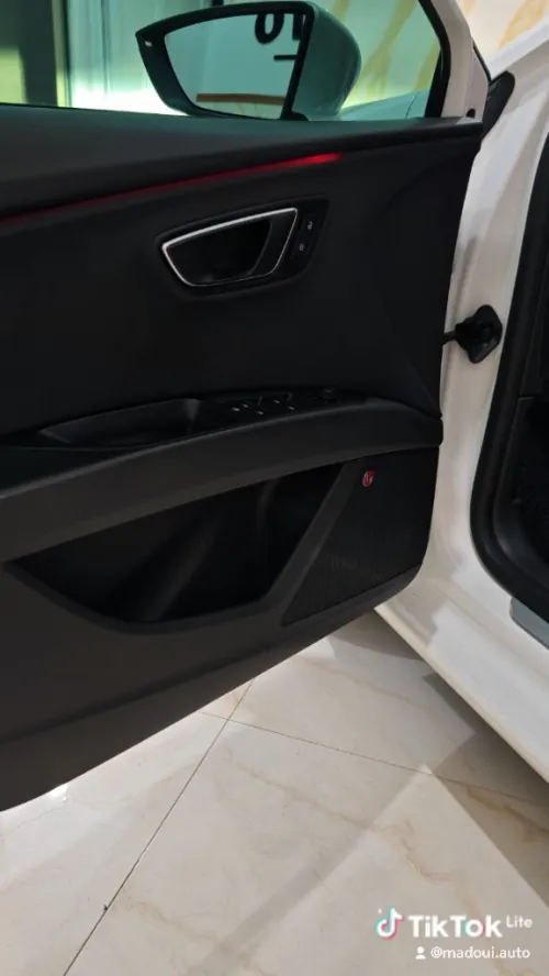 Seat Leon 2019 Beats