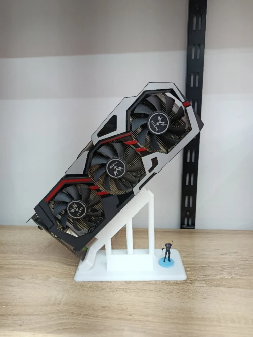 Colorful iGame GTX 1060 3GB GDDR5 192Bit Graphic Card (HDMI,DVI,DP)