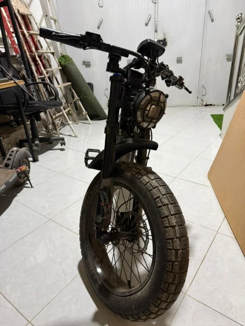 VELO ELECTRIQUE UNIKRIDE CAFE RACER 2024
