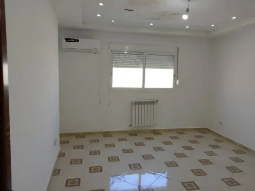Location Appartement Niveau de villa F4 Alger Draria