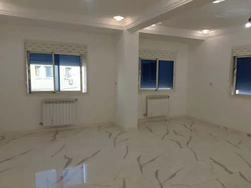 Location Appartement Niveau de villa F4 Alger Draria