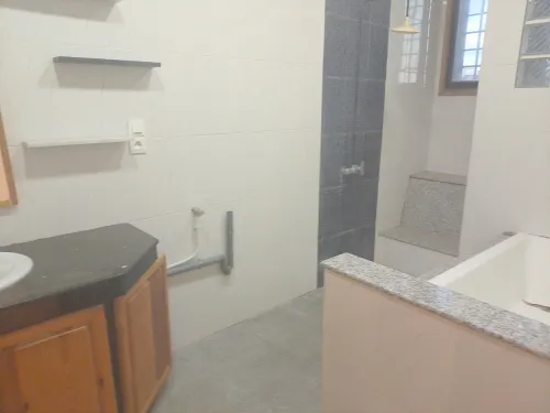 Location Appartement Niveau de villa F5 Alger Draria