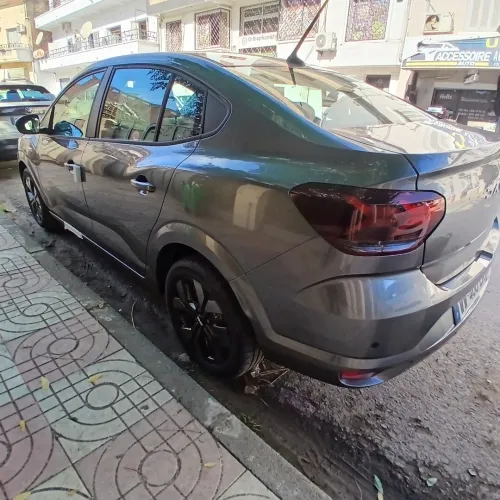 Dacia Logan 2025 Tout options