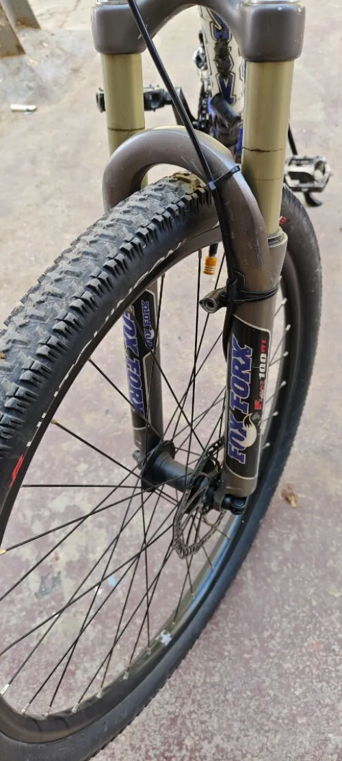 Vélo vtt kona