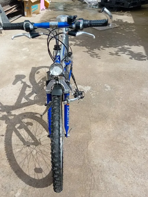 Vélo numéro 26