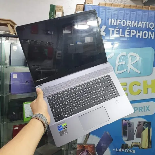 MSI Creator Z16 Intel i7-11850H - 16" QHD 2560 x 1600 - Nvidea RTX 3060 6GB DDR6.    