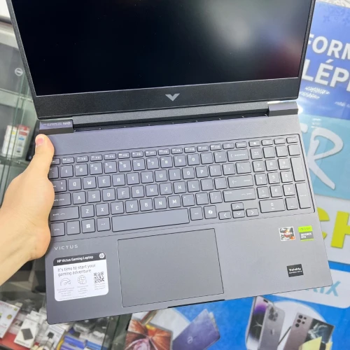 HP VICTUS 15 FB3093dm RYZEN 7 7445Hs RTX 4050