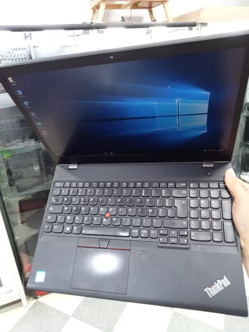 LENOVO THINKPAD T580  Intel Core i7 8650U-16GB- 128 GB SSD+500GB HDD-15,6" FHD - GEFORCE MX150 2GB 