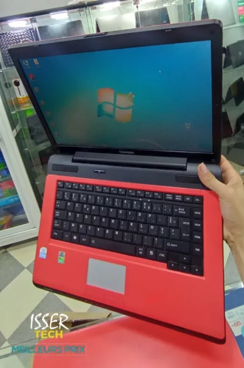 TOCHIBA SATELLITE A200 PRO Intel Pentium T2330 @ 2.3Ghz-4GB-320GB HDD-15,4" HD  