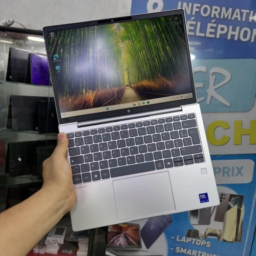 EliteBook 6 G1i 13 pouce  AI ultra 5 225u 16 gb ddr5 256 ssd nvme