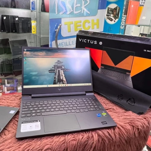 HP VICTUS 15 I5 13420H 16/512 15pouce rtx 4050 6gb