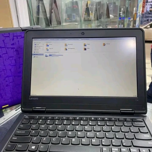 ULTRABOOK Lenovo Thinkpad  11E AVEC  Intel Core  i3 6em Génération 