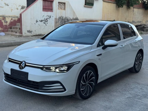 Volkswagen Golf 8 2025 Pro R-line