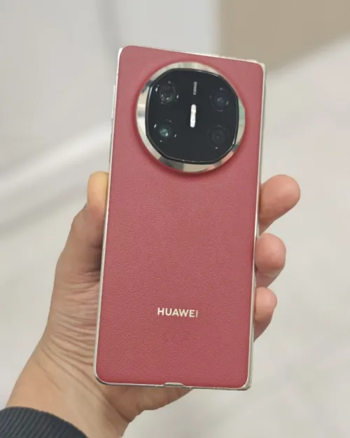 Huawei Mate X6 Huawei Mate X6