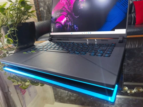 [VENDU] ASUS ROG STRIX G16 - Intel i9-14900HX - RTX 4060 8Go - ÉCRAN 16" QHD+ 240Hz-RAM 32Go-SSD 1TB
