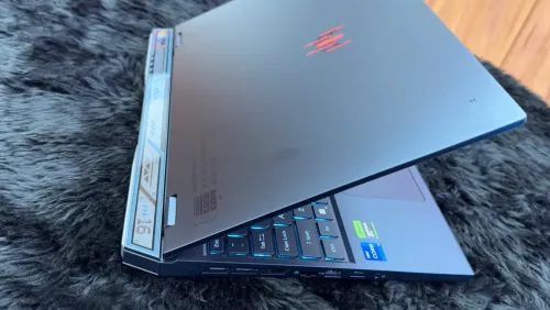 [VENDU]Acer Predator Helios 16 Neo - i9 14900HX - RTX 4070 - Écran 16" QHD 240Hz - RAM 32Go -SSD 1TB