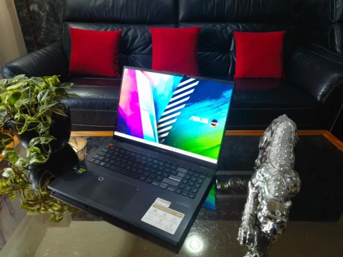 [VENDU] Asus Vivobook Pro 16X - i9-13980HX-RTX 4060 8Go - Écran 16" 3k Oled 120Hz-RAM 32Go - SSD 1TB