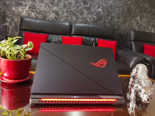 [VENDU] ASUS ROG STRIX G18 - i9 14900HX-RTX 4080 12Go-Écran 18" Mini-LED QHD+ 240Hz-RAM 32Go-SSD 1TB