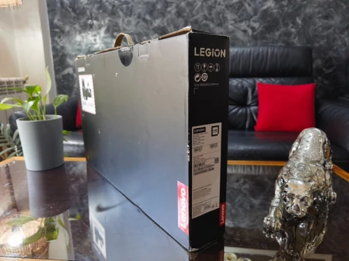 [VENDU] LENOVO LEGION 7i PRO -i9-13900HX - RTX 4090 16Go - Écran 16" QHD 240Hz - SSD 2TB - RAM 32Go 
