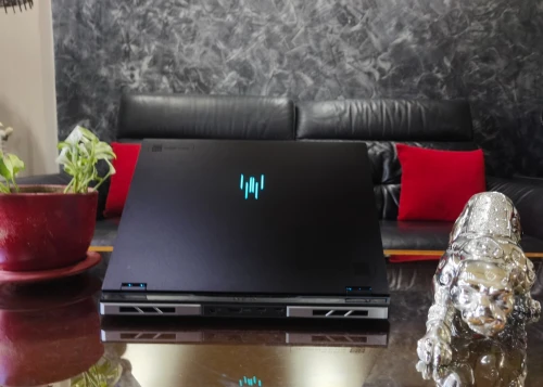 [VENDU] Acer Predator Helios Neo16 - i9 14900HX -RTX 4070 8Go-Écran 16" QHD 240Hz -RAM 16Go -SSD 1TB