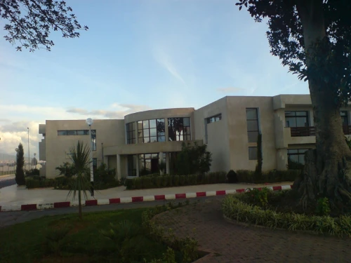 SARL AZZOUG ETB TCE entreprise de travaux bâtiment 