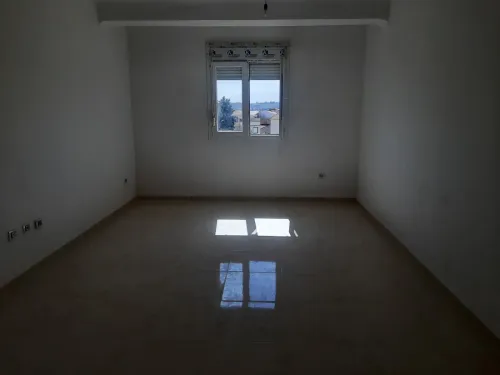 Location Appartement F4 Alger Draria