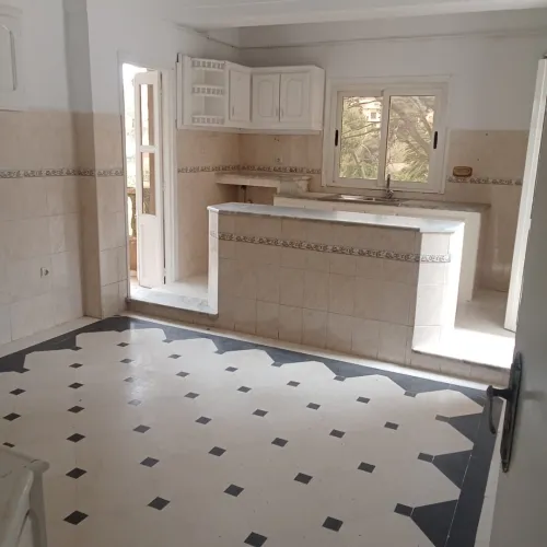 Location Appartement Niveau de villa F5 Alger Bouzareah