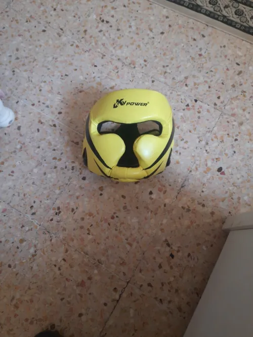 Casque de boxe. Sac. Et paw