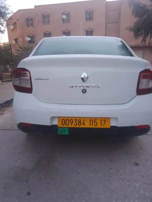 Renault سمبول 2015 لتوات