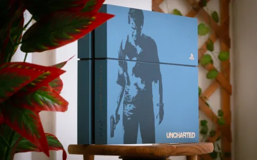 PlayStation 4 Uncharted4 édition limitée 