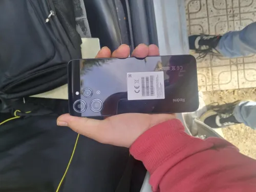 Xiaomi Redmi 12