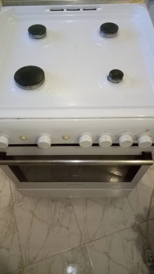 Cuisinière ariston