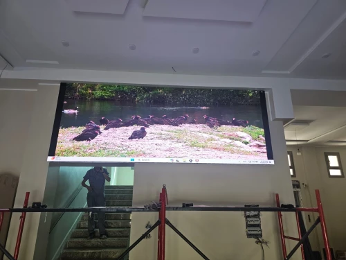 trés haute résolution led screen p1.530
