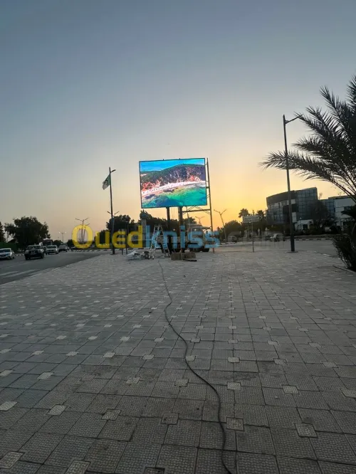 écran LED outdoor P06 cabinet 640*640mm