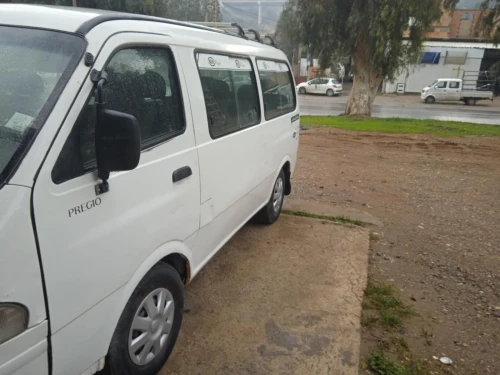 Kia Pregio 2004