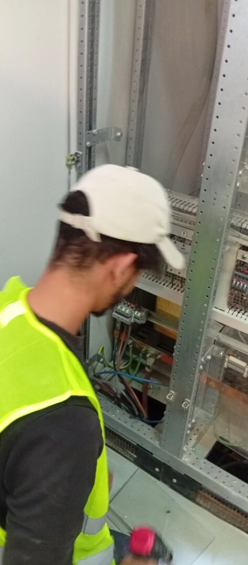 Service redresseur chargeur onduleur algerie 