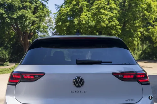 Feu arrier Vw golf 8.5 2023+